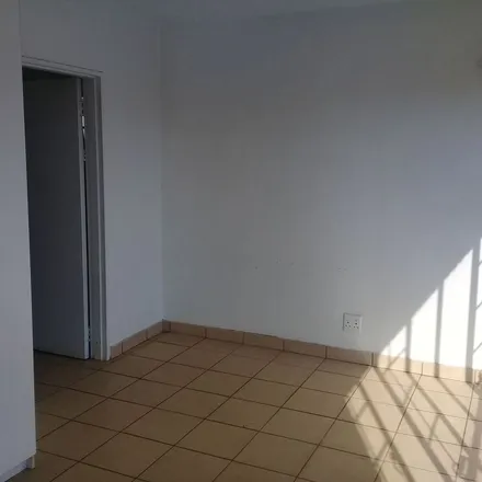 Image 2 - Rigger Road, Cress Lawn, Kempton Park, 1600, South Africa - Apartment for rent
