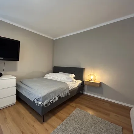 Rent this 1 bed apartment on Rüsterstraße 18 in 60325 Frankfurt, Germany