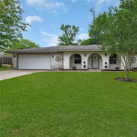 Buy this 4 bed house on 4058 Pin Oak in Mont Belvieu, TX 77523