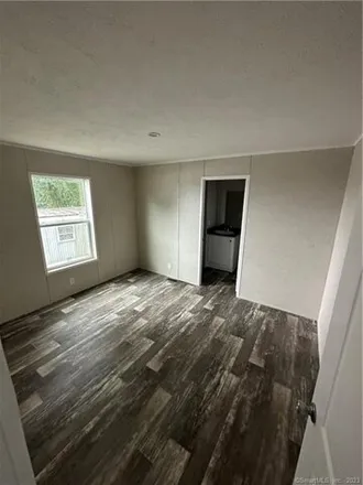 Image 4 - 435 High Street, Groton, CT 06355, USA - Apartment for sale