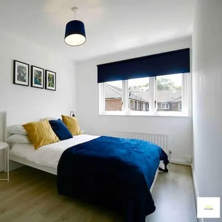 Rent this 3 bed house on Surrey Heath in GU15 1RD, United Kingdom