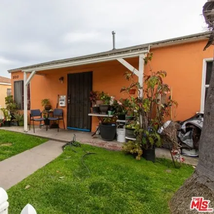 Image 2 - 2022 West Spring Street, Long Beach, CA 90810, USA - House for sale