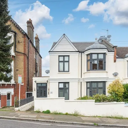 Rent this 1 bed apartment on Canonbie Road in London, SE23 3AW