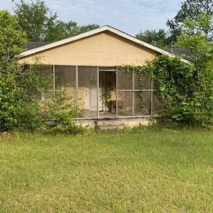 Buy this 3 bed house on 807 1st Avenue in Andalusia, AL 36421