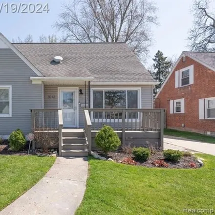 Buy this 3 bed house on 2998 Griffith Avenue in Berkley, MI 48072