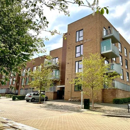 Rent this 1 bed apartment on Columbia Place in Milton Keynes, MK9 4AG