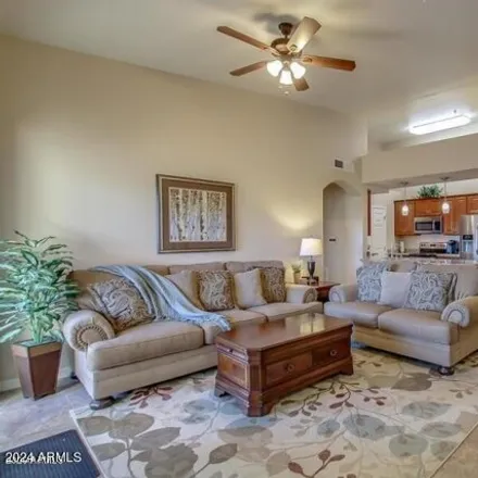 Rent this 3 bed apartment on Skyline High School in 845 East Emelita Avenue, Mesa