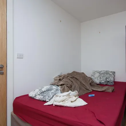 Image 1 - Oxford Street, Sheffield, S6 3FG, United Kingdom - Room for rent