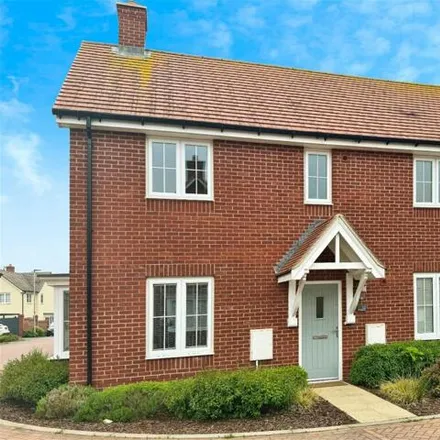 Buy this 3 bed house on Blamsters Crescent in Halstead, CO9 1AQ