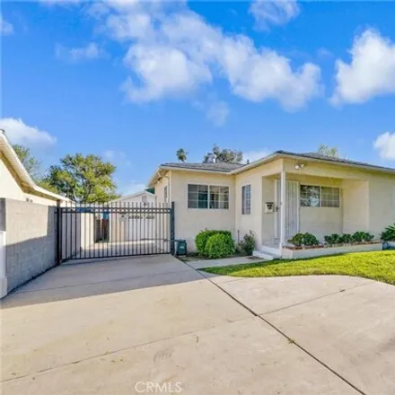 Image 2 - 17210 Kingsbury Street, Los Angeles, CA 91344, USA - House for sale