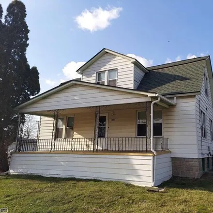 Rent this 3 bed house on 29600 Oakgrove Street in Saint Clair Shores, MI 48082