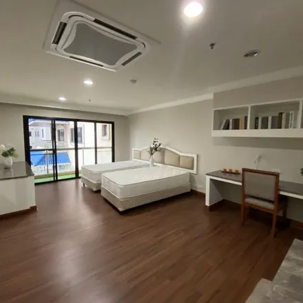 Rent this 3 bed apartment on S15 Hotel in Sukhumvit Road, Sukhumvit