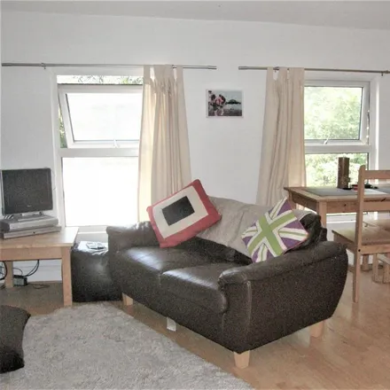 Rent this 1 bed apartment on West Norwood Station in Cotswold Street, West Dulwich