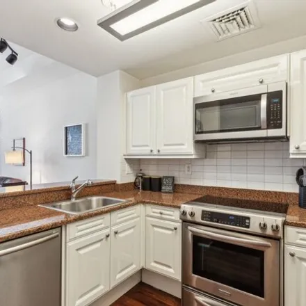 Image 9 - 1500 Chestnut St Apt 13G, Philadelphia, Pennsylvania, 19102 - Condo for sale