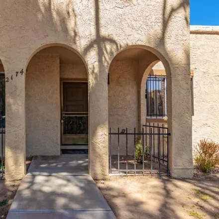 Image 3 - 2180 East Minton Drive, Tempe, AZ 85282, USA - Townhouse for sale