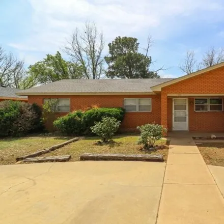 Buy this 3 bed house on 2269 South 5th Street in Lamesa, TX 79331