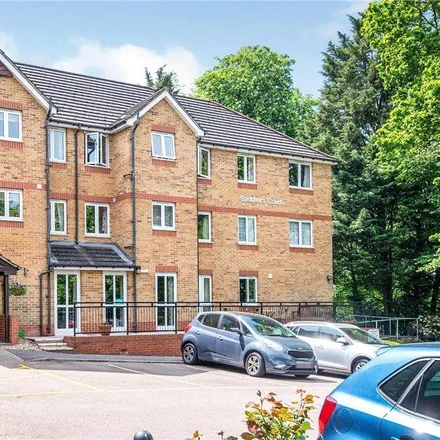 Rent this 2 bed apartment on Sadler's Court in Epsom, KT18 7PS