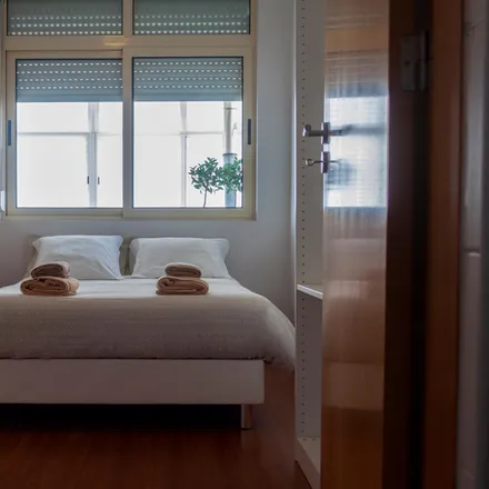 Rent this 1 bed apartment on Rua Conselheiro Veloso da Cruz in 4400-320 Vila Nova de Gaia, Portugal