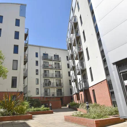 Rent this 1 bed apartment on Park West in Derby Road, Nottingham