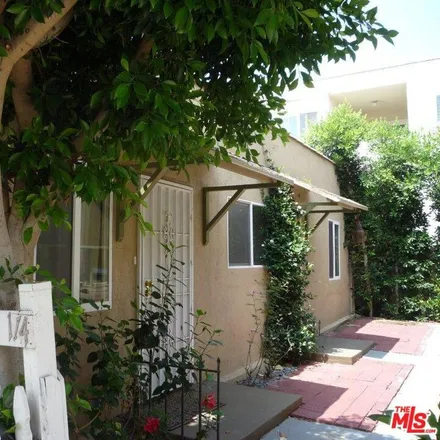 Image 7 - 8571 Rugby Drive, West Hollywood, CA 90069, USA - House for sale