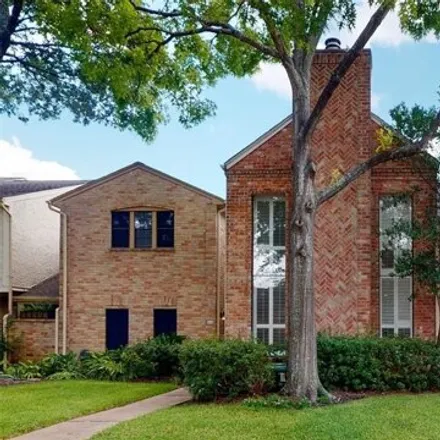 Rent this 3 bed house on Taylorcrest Road in Bunker Hill Village, Harris County