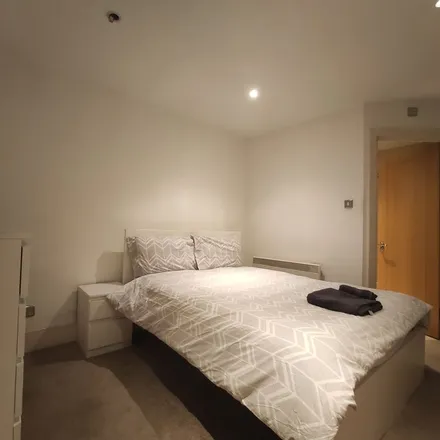 Rent this 3 bed apartment on Kestrel House in 2 Nine Elms Lane, London