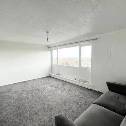 Image 4 - West Avenue, Newcastle upon Tyne, NE5 5JG, United Kingdom - Apartment for rent
