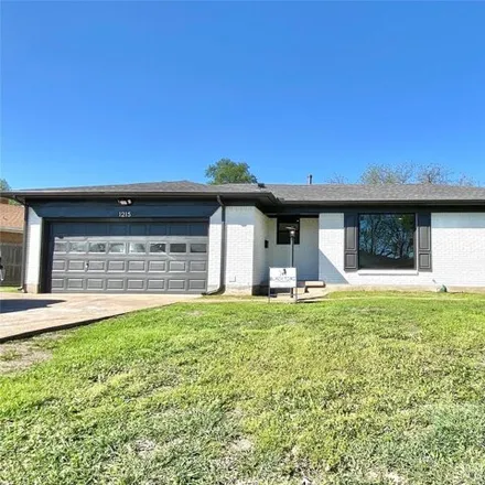 Image 3 - 1215 Tosch Ln, Mesquite, Texas, 75149 - House for sale