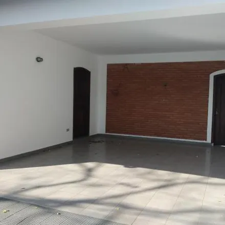 Buy this 3 bed house on Rua Assis Chateaubriand in Parque da Rua do Porto, Piracicaba - SP