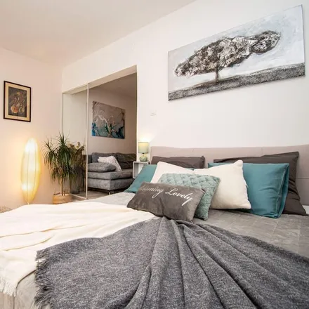Image 2 - Grad Pula, Istria County, Croatia - Apartment for rent