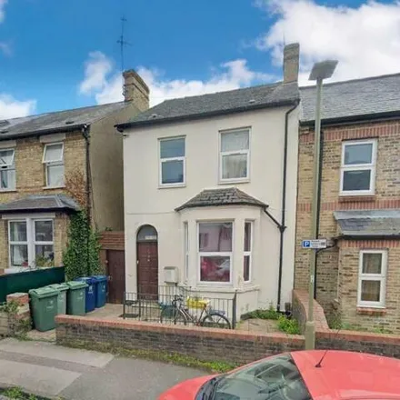 Rent this 1 bed room on 54 Bullingdon Road in Oxford, OX4 1QN