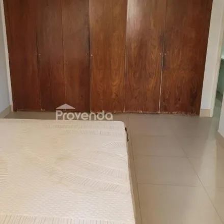 Buy this 4 bed apartment on Clínica de Psicologia Unimed in Rua 11 180, Setor Oeste