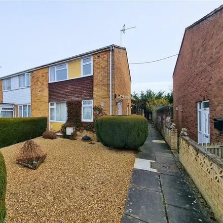 Buy this 3 bed house on 39 in Leominster, HR6 9AA