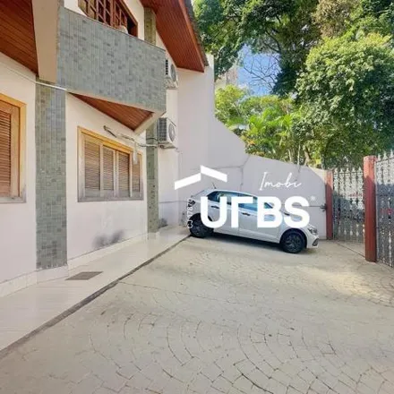 Buy this 4 bed house on Rua 38 in Setor Marista, Goiânia - GO