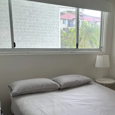 Rent this 2 bed townhouse on Miami QLD 4220