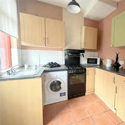 Image 5 - Fitzgerald Road, Liverpool, L13 5XJ, United Kingdom - Townhouse for sale