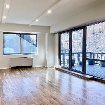 Rent this 2 bed condo on 240 E 10th St Apt 3C in New York, 10003