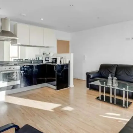 Image 7 - Barclays, 20-24 Ripple Road, London, IG11 7PX, United Kingdom - Apartment for rent