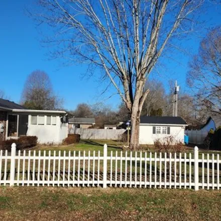 Image 4 - 1684 Pressnell Drive, Gaitherville, Lawrenceburg, TN 38464, USA - House for sale