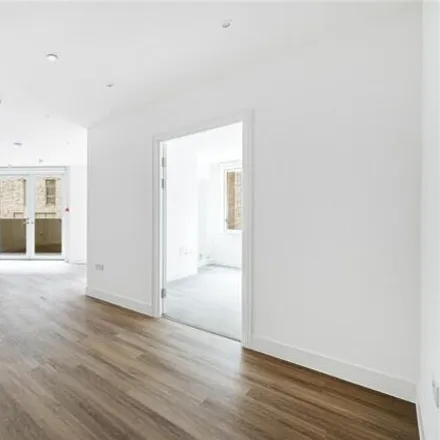 Image 2 - Friary Road, London, W3 6ZE, United Kingdom - Room for rent