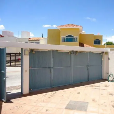 Rent this 3 bed house on Calle Senda Eterna in Delegación Cayetano Rubio, 76060 Querétaro