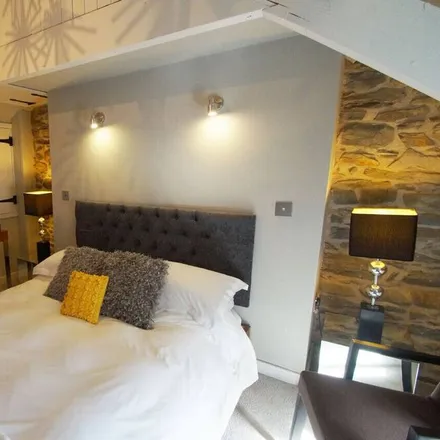 Rent this 2 bed house on Llanddewi Brefi in SY25 6RY, United Kingdom