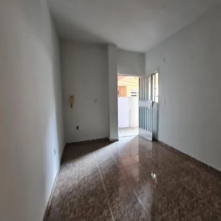 Rent this 2 bed apartment on Rua Cândida Pires in Vila Rosali, São João de Meriti - RJ