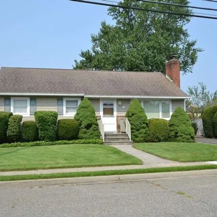 Image 1 - 229 N 7th St, Bethpage, New York, 11714 - House for sale