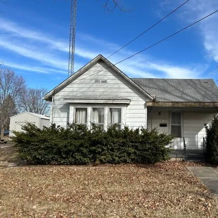 Buy this 3 bed house on 679 West Washington Street in Rushville, IL 62681