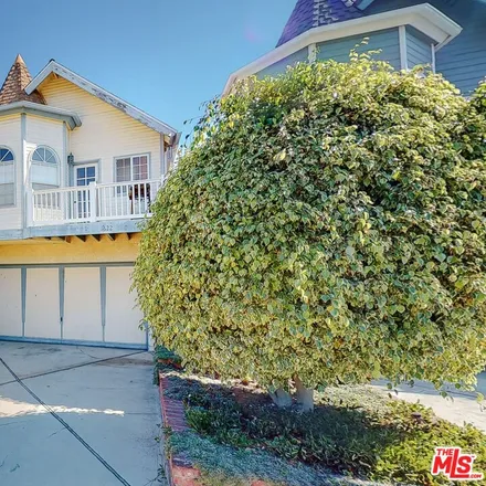 Image 2 - 1622 Goodman Avenue, Redondo Beach, CA 90278, USA - House for sale