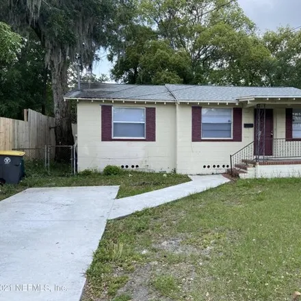 Rent this 3 bed house on 1640 Linden Avenue in Saint Nicholas, Jacksonville