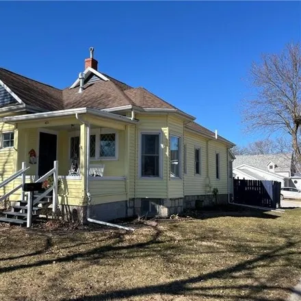 Buy this 2 bed house on 134 North 5th Street in Winterset, IA 50273