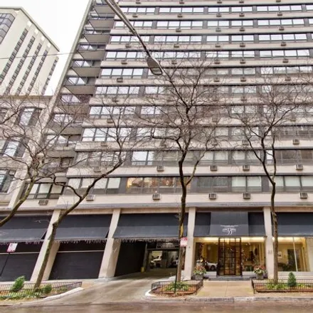Buy this 1 bed condo on 33 East Cedar Street in Chicago, IL 60611