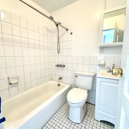 Rent this 2 bed townhouse on 170 East 95th Street in New York, NY 11212
